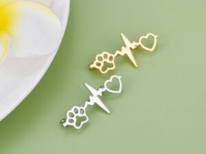 Medsor Pet Vet Heartbeat Brooch pins - Image 1